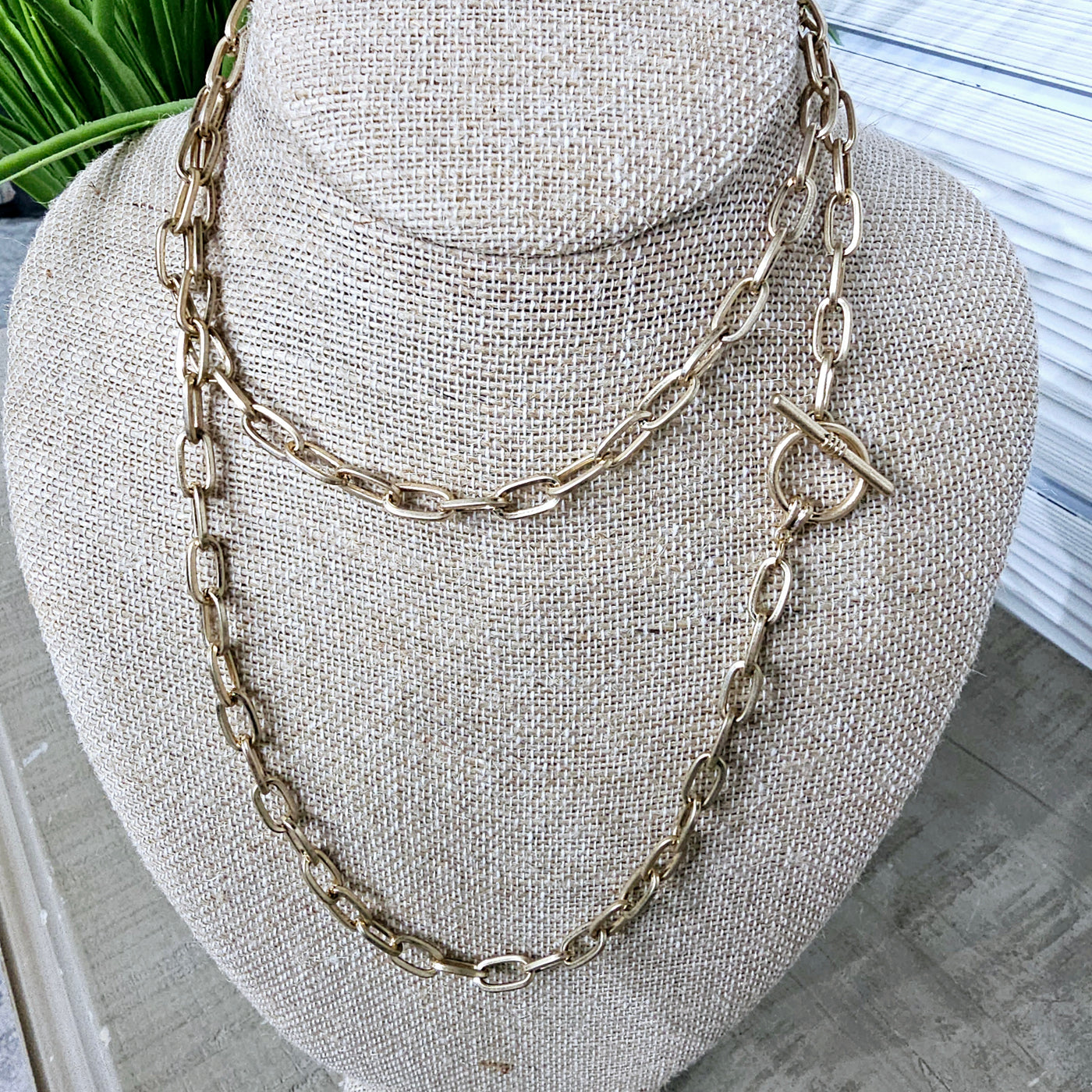Toggle The Chain Link Necklace