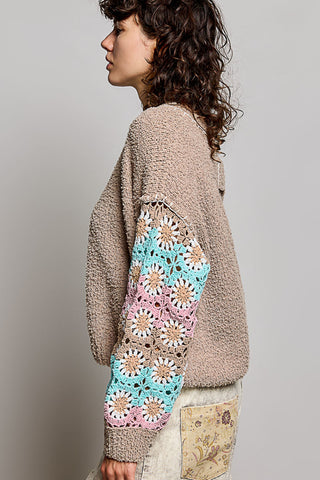 ARRAY - POL: Cozy Bloom Berber Sweater