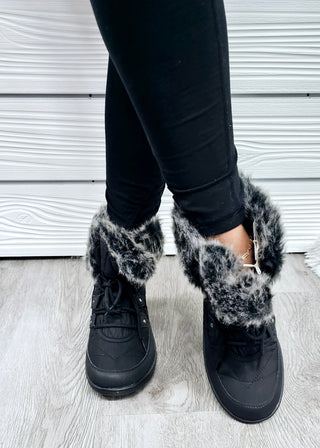 Snowflake Lace Up Boot