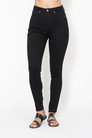 Judy Blue HW Walk This Way Skinny Jeans