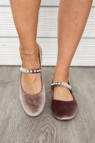 Tea Time Flats - Taupe Velvet