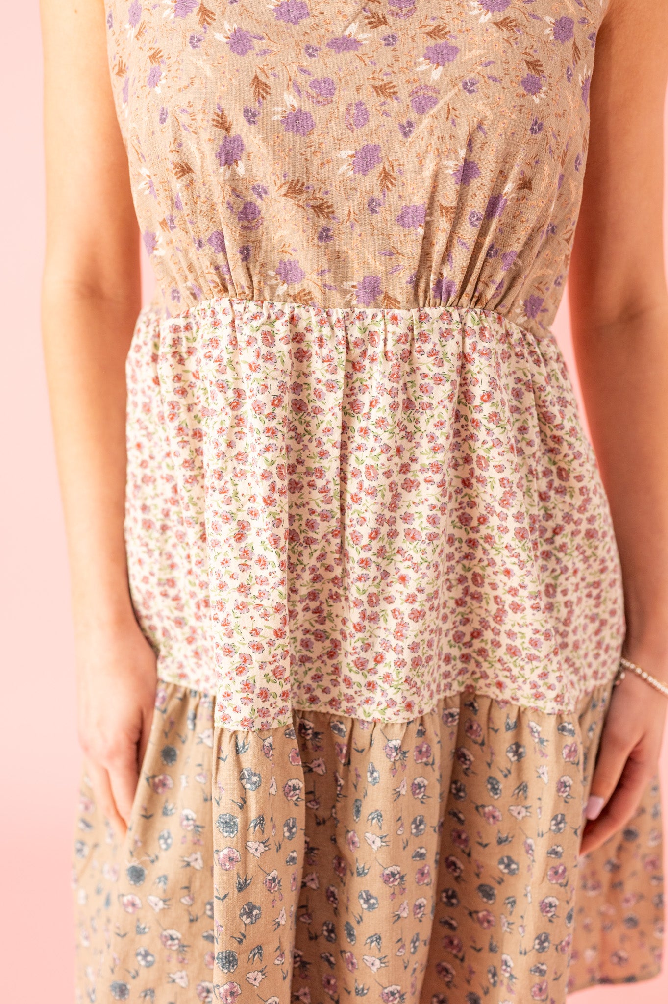 Floral Uniqueness Sleeveless Dress