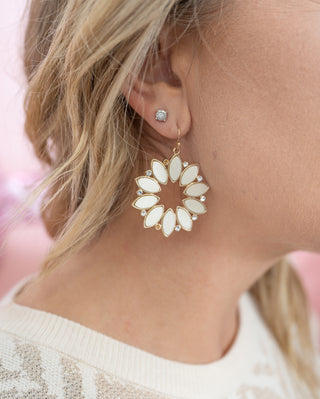 Wood and Rhinestone Flower Pattern Earring