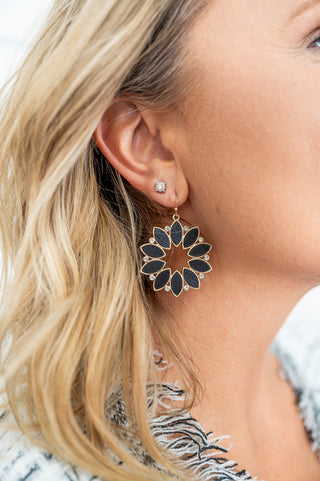 Wood and Rhinestone Flower Pattern Earring