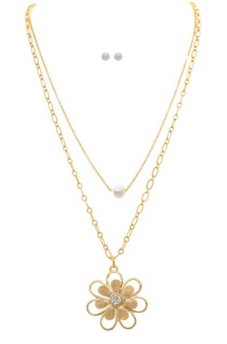 Freshwater Pearl Flower Layered Necklace Set