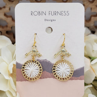Absolute Class Earrings - Bray and Em Boutique