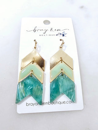 Arrow Up Earrings - Bray and Em Boutique