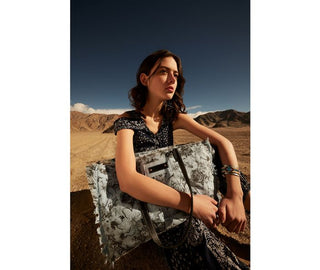 Bleu Creek Meadow Weekender Bag - Bray and Em Boutique