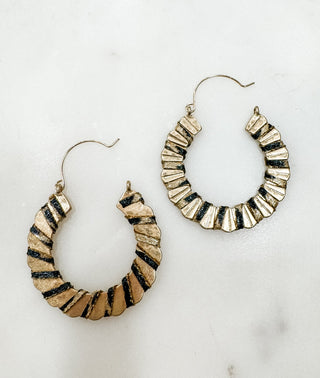 Crowd Pleaser Gold and Black Round Earrings - Bray and Em Boutique