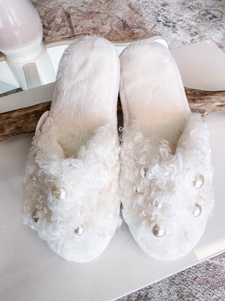 Curly Pearl Slippers - Bray and Em Boutique