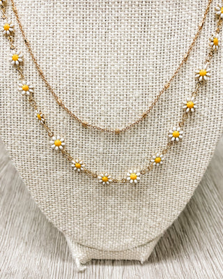 Daisy Dreams Necklace - Bray and Em Boutique