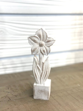 Distressed Spring Flower Wood Decor - Bray and Em Boutique