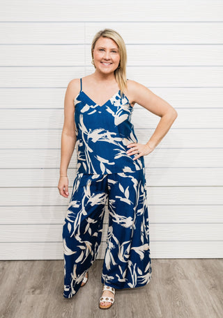 Fluttering Breeze Floral Pants - Bray and Em Boutique