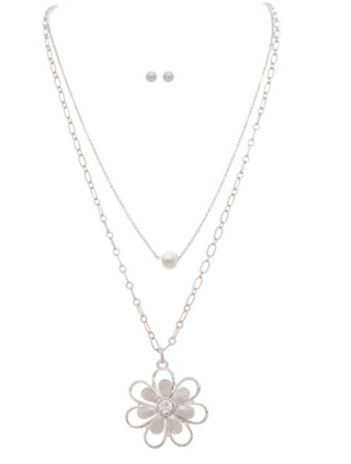 Freshwater Pearl Flower Layered Necklace Set - Bray and Em Boutique