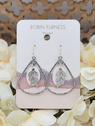 Goddess Status Earrings - Bray and Em Boutique