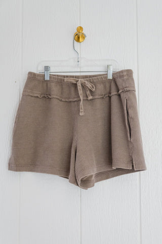 I Gotta Feeling Honeycomb Shorts - Bray and Em Boutique