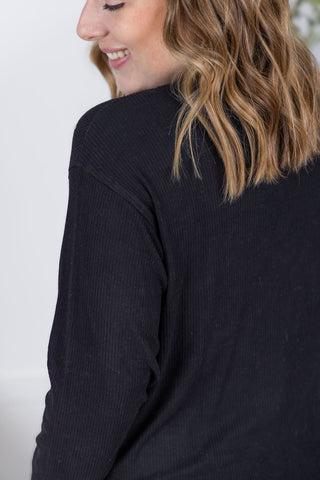 IN STOCK Corrine Ribbed Pullover Top - Black - Bray and Em Boutique