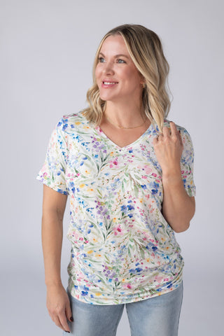 IN STOCK Sophie Tee - Cottage Floral - Bray and Em Boutique