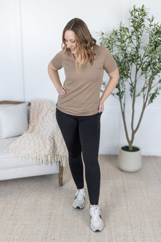 IN STOCK Women's Athleisure Leggings - Black - Bray and Em Boutique