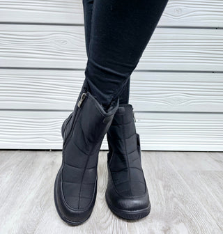 Lindsay Waterproof Boot - Bray and Em Boutique
