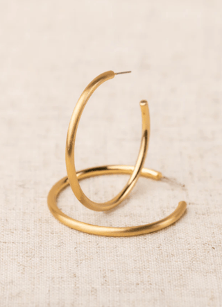 Michelle McDowell Estonia Hoops - Bray and Em Boutique