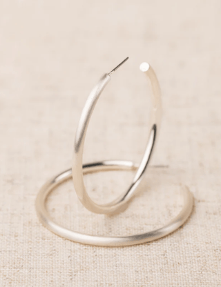 Michelle McDowell Estonia Hoops - Bray and Em Boutique