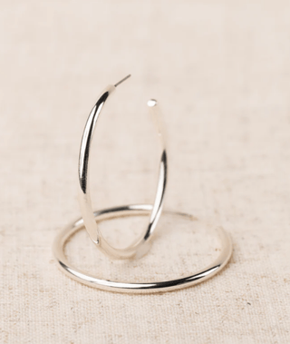 Michelle McDowell Estonia Hoops - Bray and Em Boutique