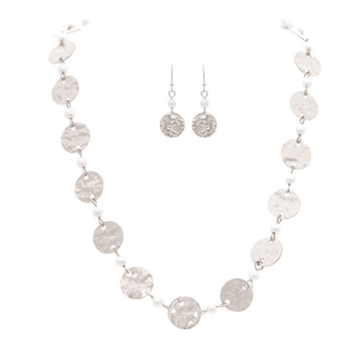 Pearl Hammered Disc Link Necklace Set - Bray and Em Boutique