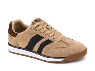 Run It Back Sneaker - Bray and Em Boutique