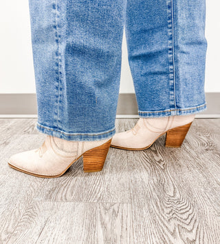 Smoke Show Boots - Crackle - Bray and Em Boutique