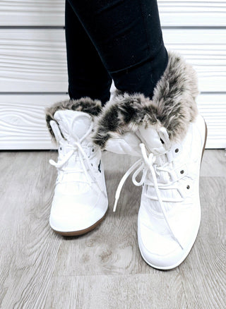 Snowflake Lace Up Boot - Bray and Em Boutique