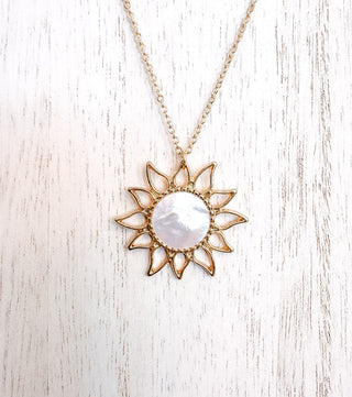 Sun Kissed Sun Necklace - Bray and Em Boutique