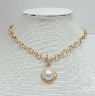 Timeless Treasure Pendant Necklace - Bray and Em Boutique