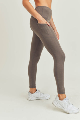 Tapered Band Essential Leggings