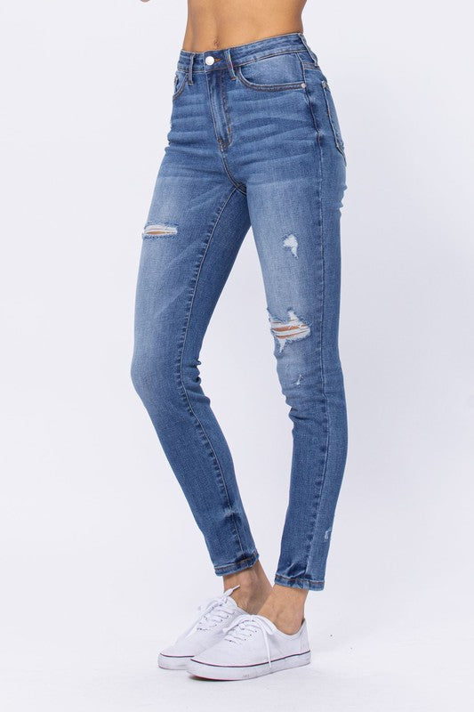 Judy Blue Mid Rise Embroidery Pocket Skinny