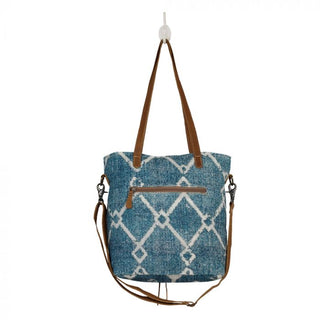 Beguile Shoulder Bag - Bray and Em Boutique