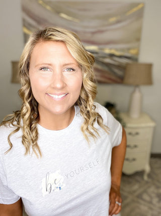 Bray & Em BE Graphic Tee - Bray and Em Boutique