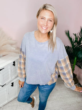 Casual Beauty Top - Bray and Em Boutique