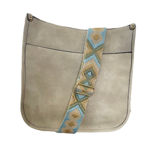 Chloe Crossbody - Bray and Em Boutique