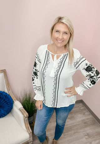 Coming To My Senses Top - Bray and Em Boutique
