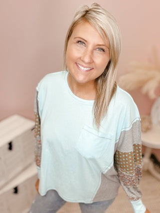 Flash A Smile Top - Bray and Em Boutique