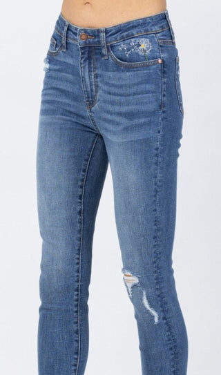Judy Blue Dandelion Embroidered Skinny - Bray and Em Boutique