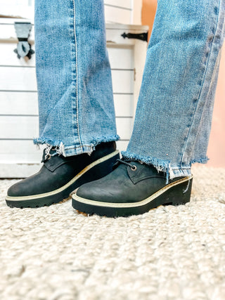 Judy Blue Double Button Bootcut - Bray and Em Boutique