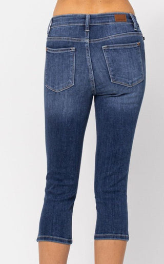 Judy Blue Mid Rise Capri - Bray and Em Boutique