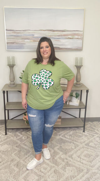 Leopard Clover Graphic Tee ** Final Sale** - Bray and Em Boutique