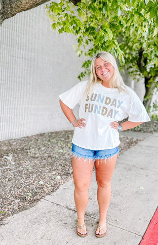 LISTICLE FINAL SALE: Sunday Funday Tee - Bray and Em Boutique