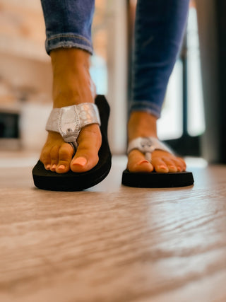 The Fizzie Flip Flop - Bray and Em Boutique