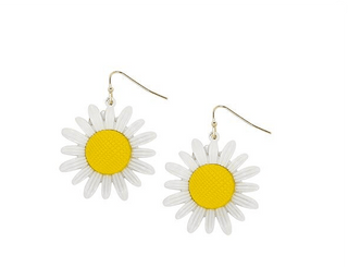 White Daisy Earrings - Bray and Em Boutique